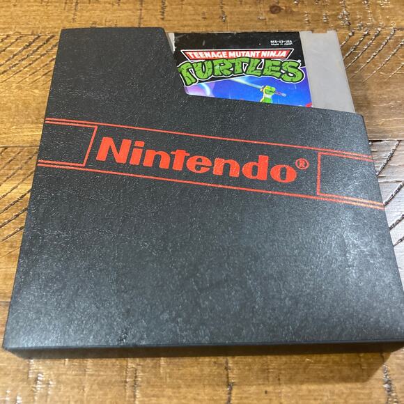 NES Teenage Mutant Ninja Turtles Cartridge Only - Picture 2 of 2